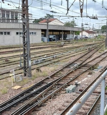 Découverte et visite d'un poste d'aiguillage SNCF Réseau à Laroche-Migennes