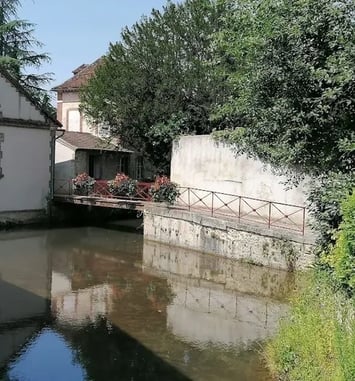 Visite libre du lavoir de Saint-Julien-du-Sault