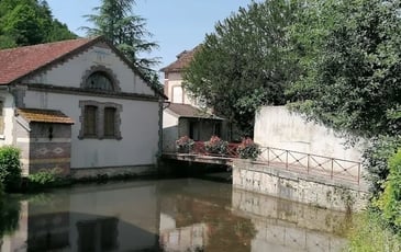 Visite libre du lavoir de Saint-Julien-du-Sault