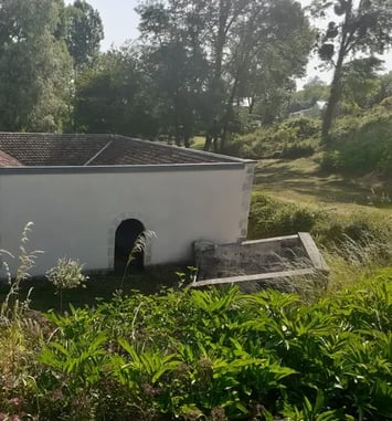 Visite du lavoir de Courgis