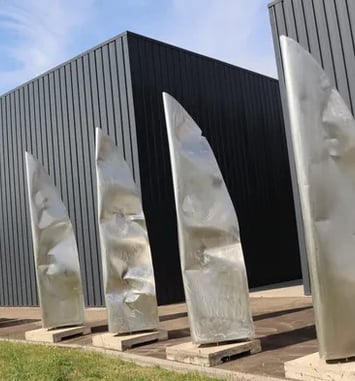 Les Cubes — Dans l'atelier d'Alain Vuillemet, sculpteur du métal