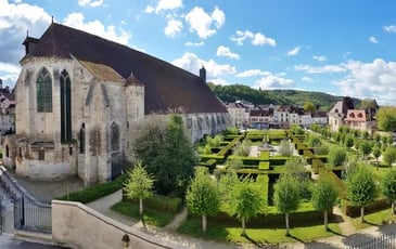 Visite guidée de l'Hôtel Dieu de Tonnerre, de la Chocolaterie Thevenin et de l'Hôtel d'Uzès