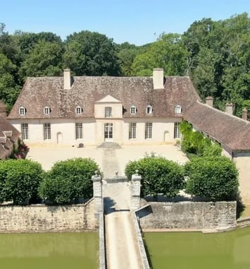 Visite guidée des extérieurs et des jardins du manoir Le Parc Vieil