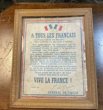 Visite du Château familial ainsi que du Cabinet de travail à Londres d'un « Français libre » en 1940
